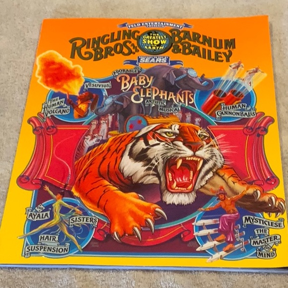 Ringling Brothers and Barnum and Bailey Circus souvenir program 1998 - Picture 1 of 7